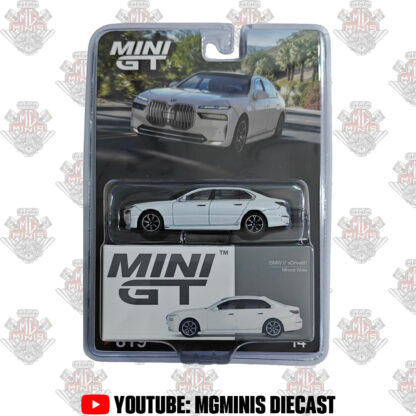 MINIGT BMW i7 xDrive60 Branca #819
