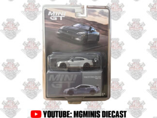 Mini GT Nissan GTR R35 Nismo Grey #868 CHASE