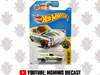 Hot Wheels Custom 69 Volkswagen Squareback White